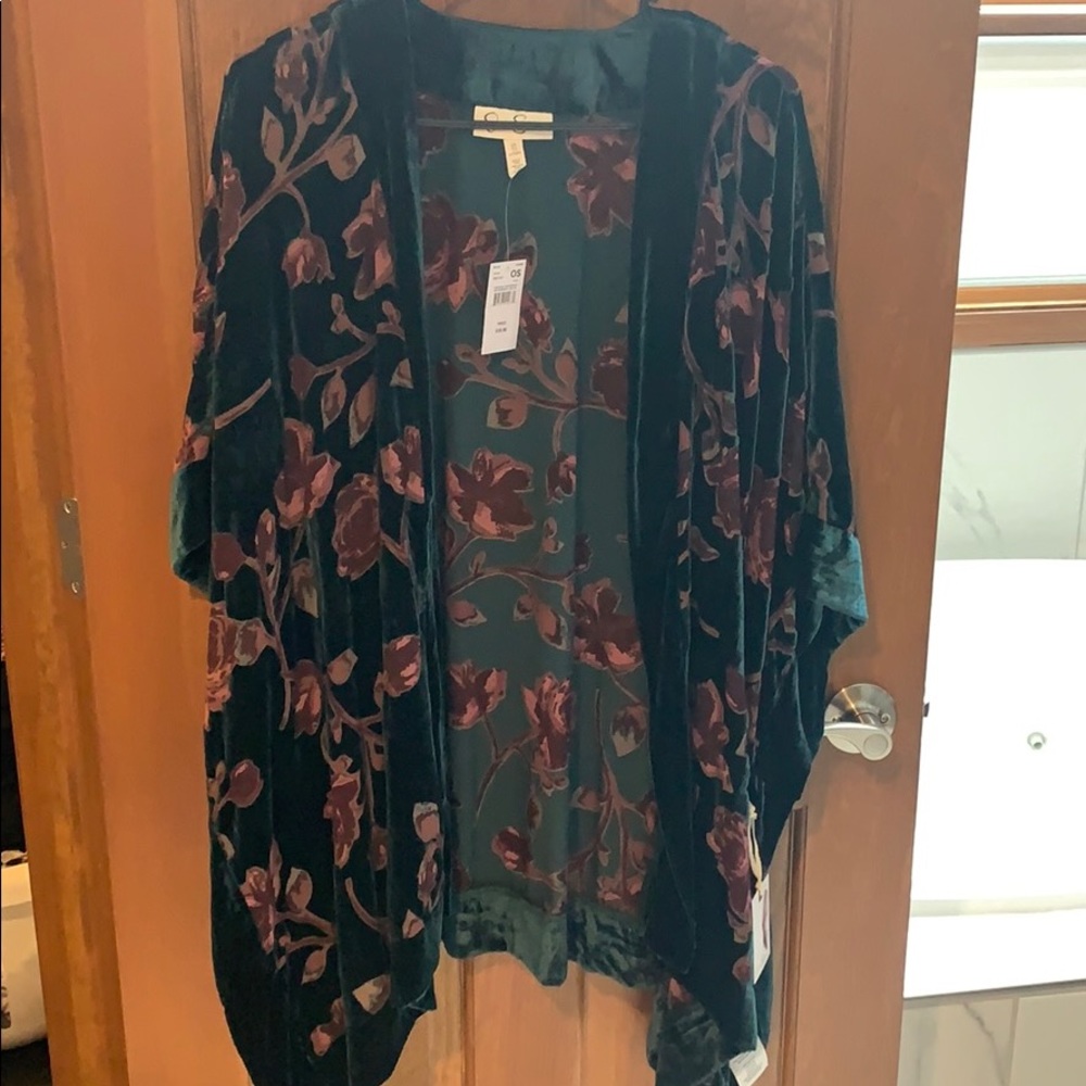 Brand new maternity cover up (with tags)